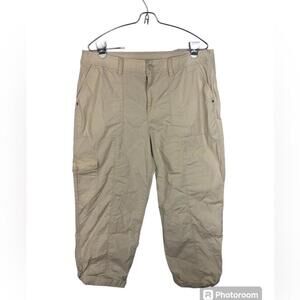 Chico’s Khaki Lightweight Pant Cargo Pockets Roll Up Hem Cropped
